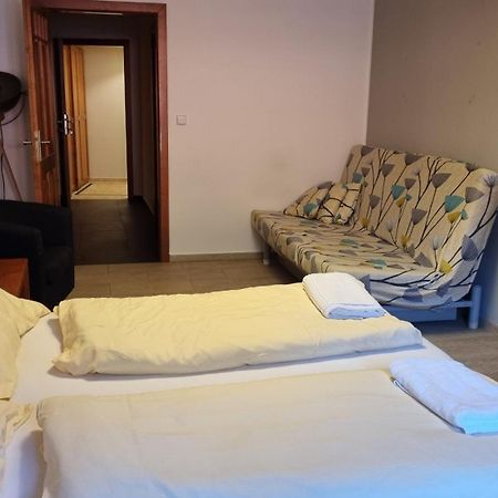 Nevinne Apartmany Kolín Εξωτερικό φωτογραφία