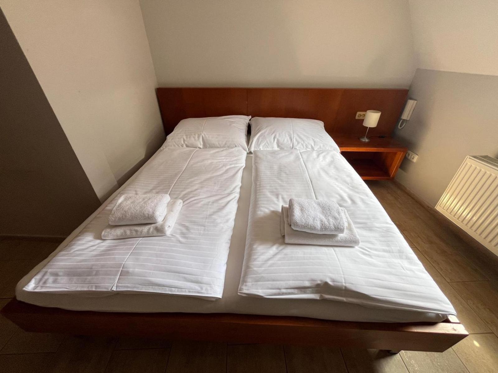 Nevinne Apartmany Kolín Εξωτερικό φωτογραφία